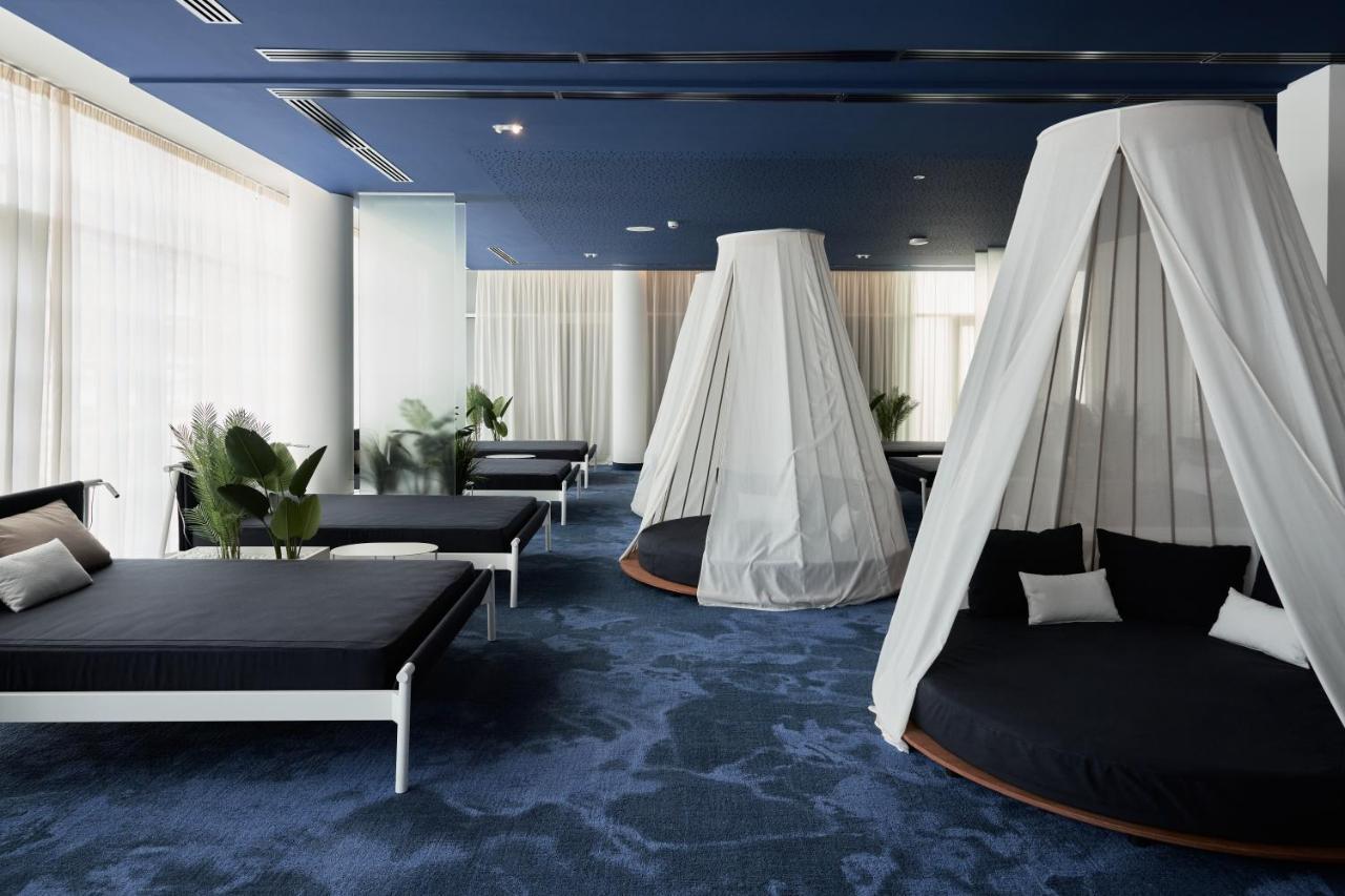 Falkensteiner Hotel & Spa Jesolo מראה חיצוני תמונה The interior of the lounge