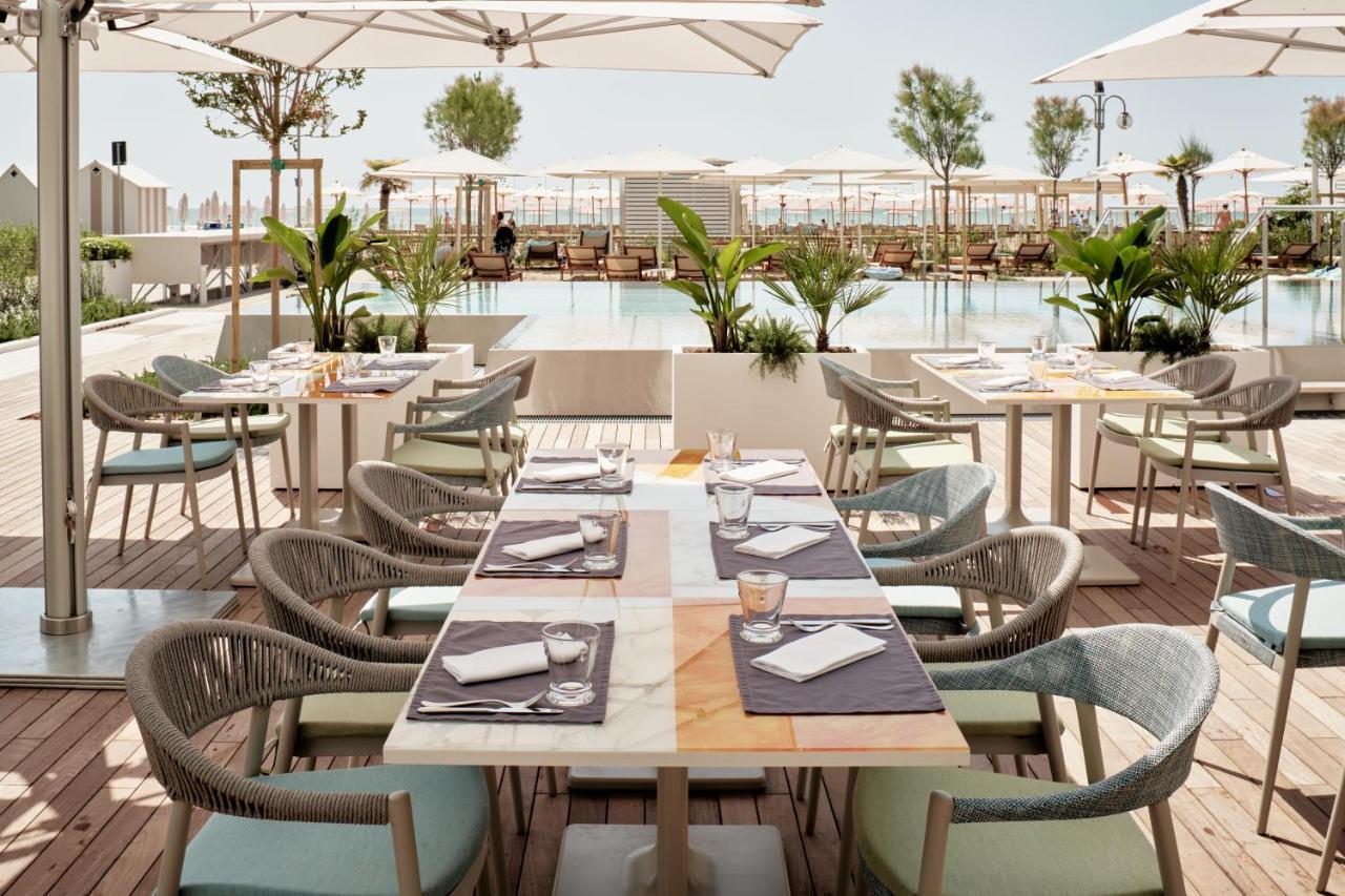 Falkensteiner Hotel & Spa Jesolo מראה חיצוני תמונה The Pool